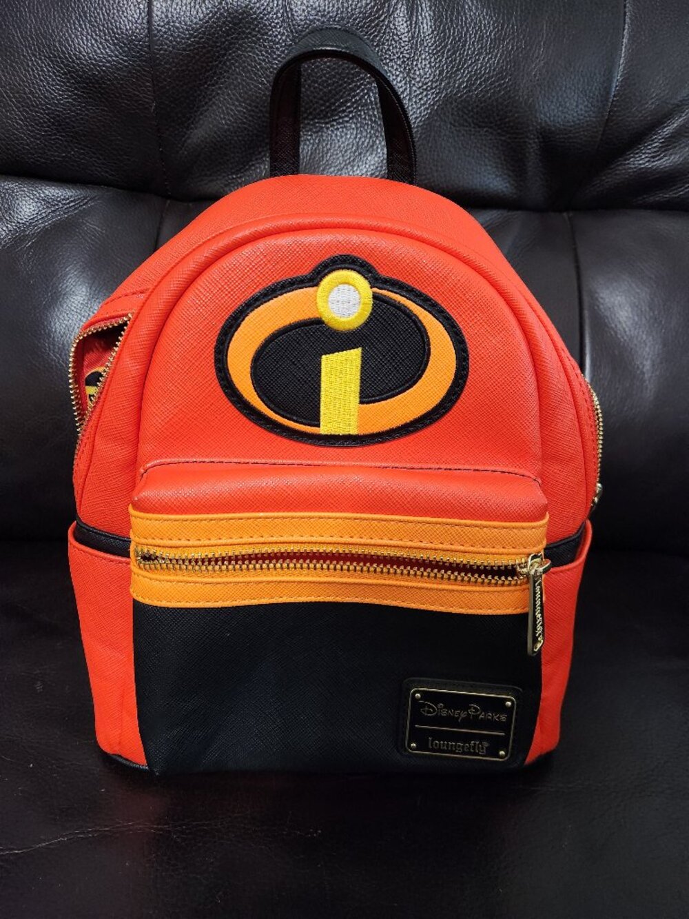 Disney The Increíbles Loungefly Mini Backpack